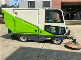 電動(dòng)掃地機(jī)2400TSD