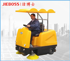 潔博士駕駛式電動清掃車1680 潔博士駕駛式電動清掃車1680